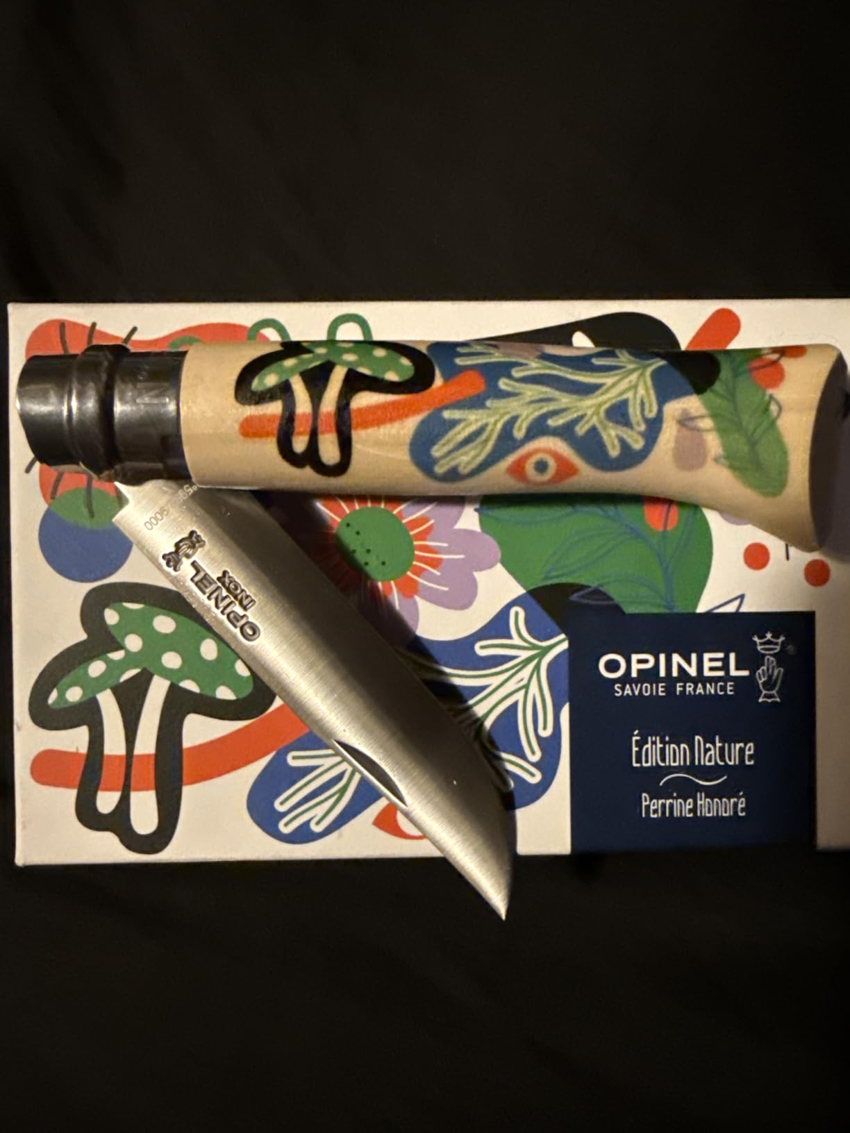 Great EDC with character