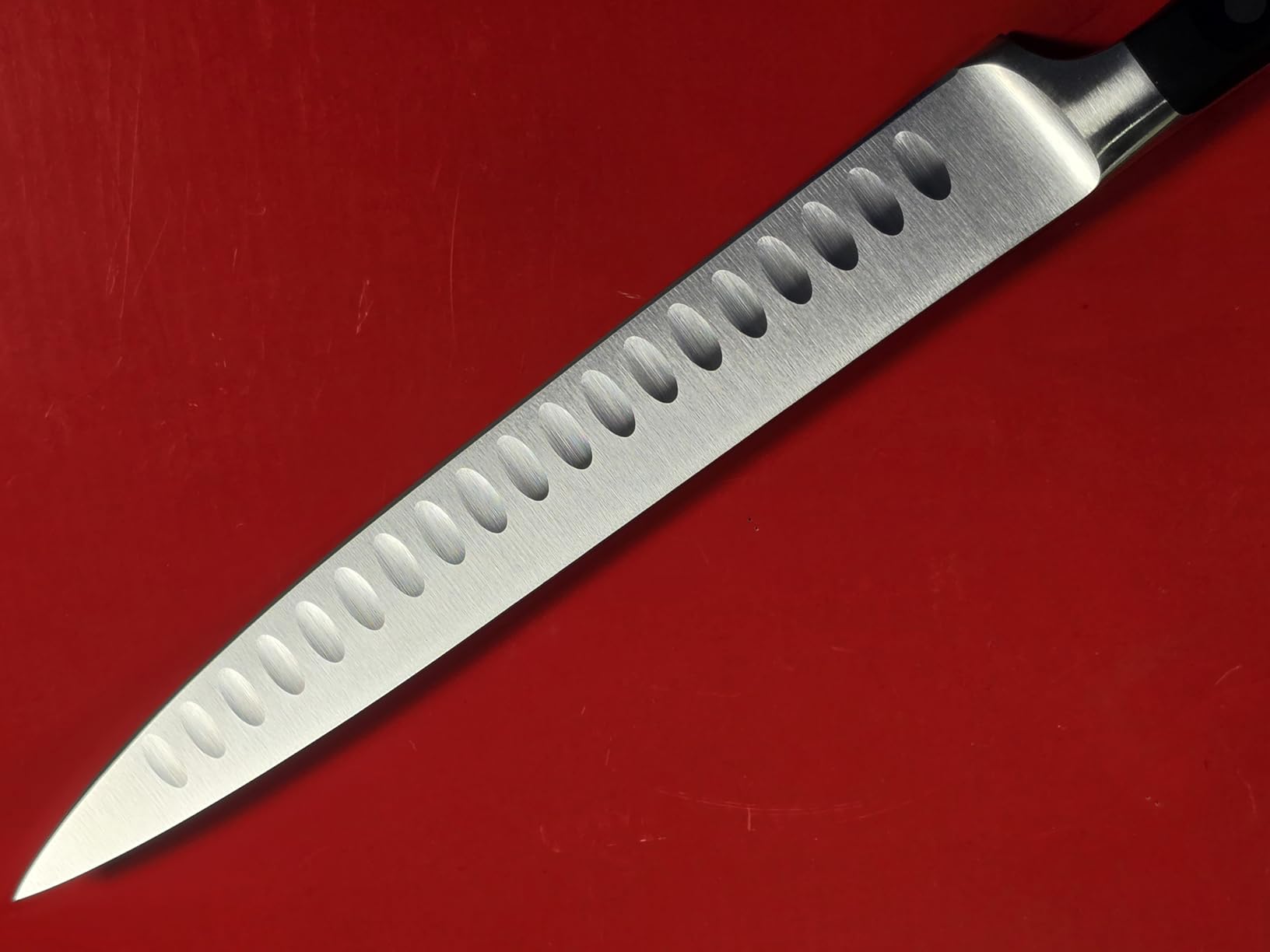 One knife arrived loose
