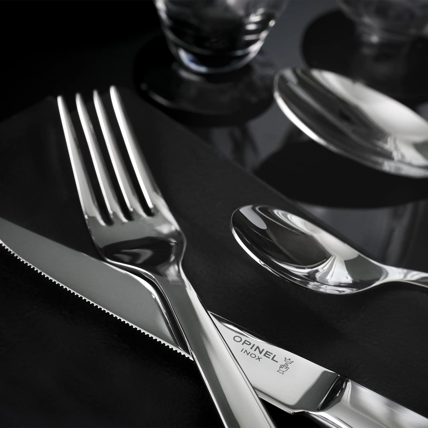 opinel-perp-tue-flatware-4-piece-fork-set-stainless-steel-dishwasher-safe-design image 6