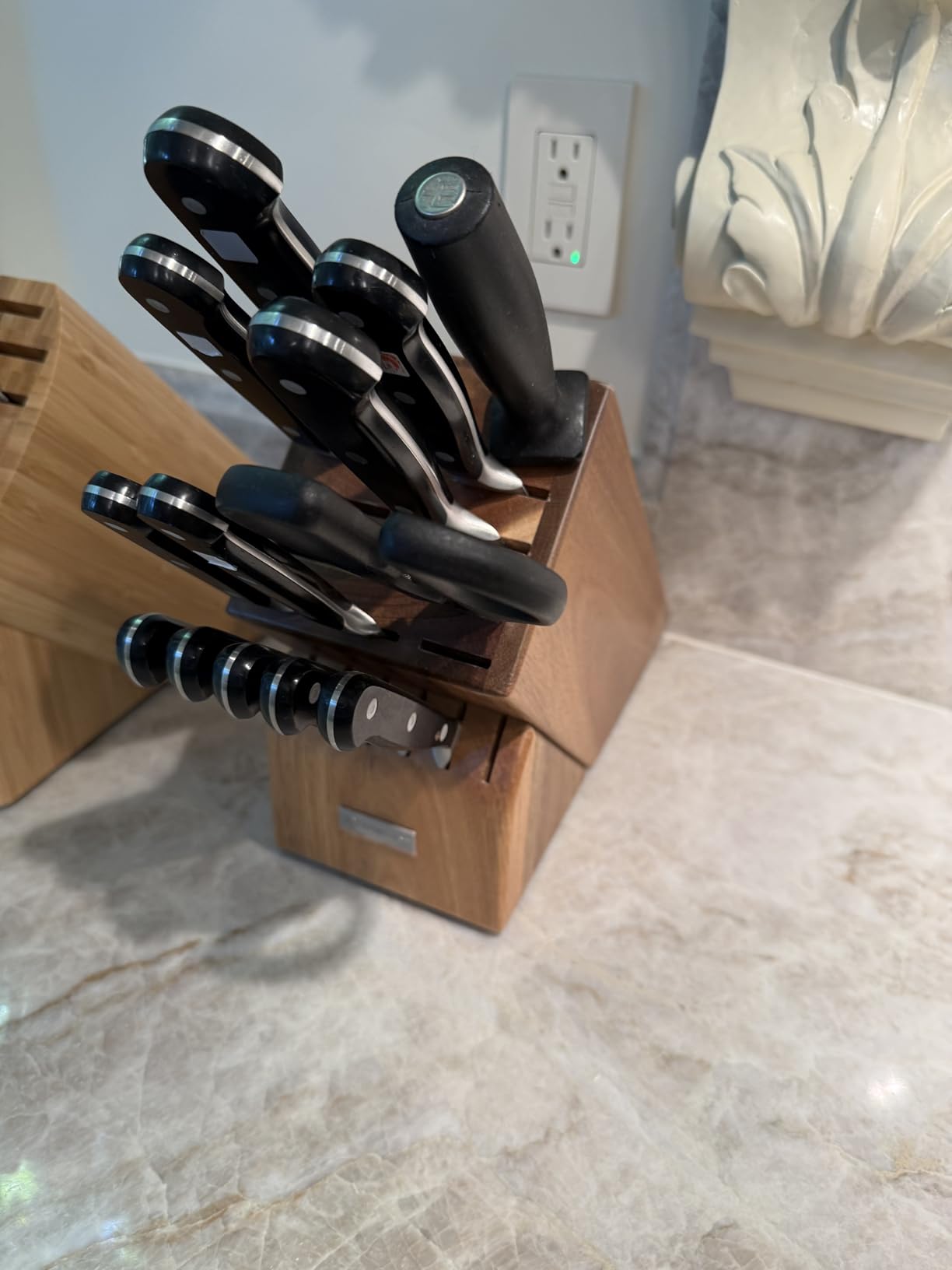 Great storage, slightly tight slots
