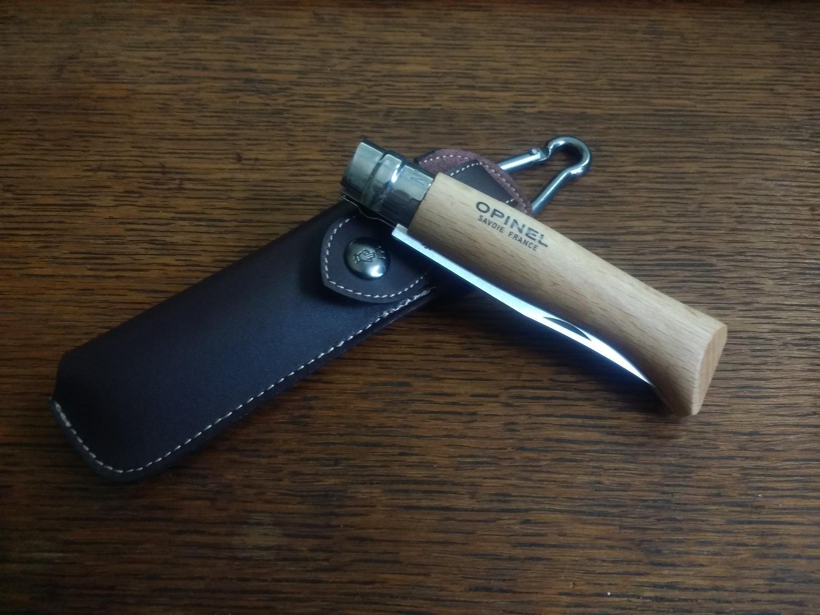 Good knife, odd fit