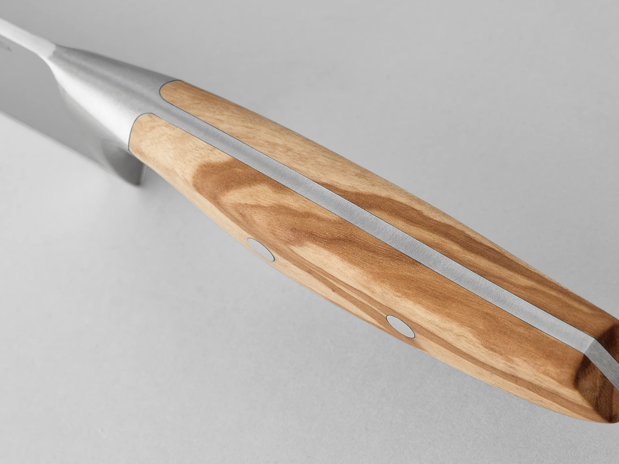 w-sthof-amici-8-chef-s-knife-with-calabrian-olive-wood-handle-tan-precision-forg image 4