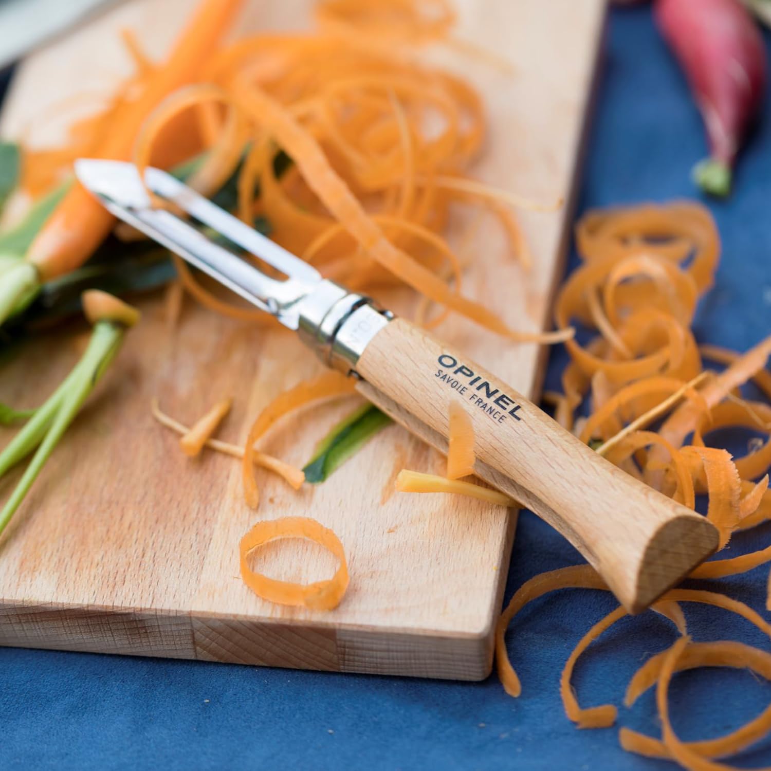 opinel-no-6-folding-peeler-stainless-steel-camp-kitchen-and-picnic-folding-tool- image 6