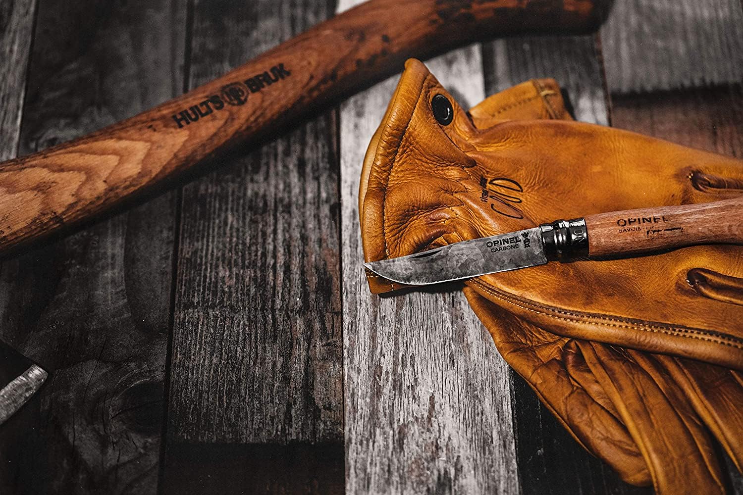 opinel-display-wooden-case-with-10-carbon-steel-folding-knives-no-2-through-no-1 image 3