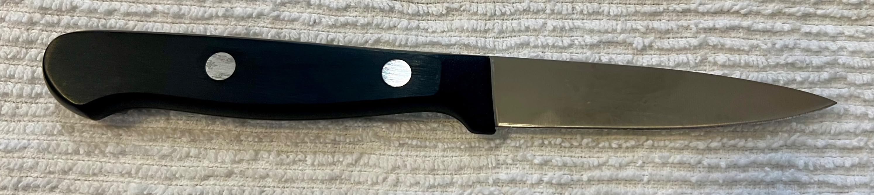 Tiny knife, huge utility