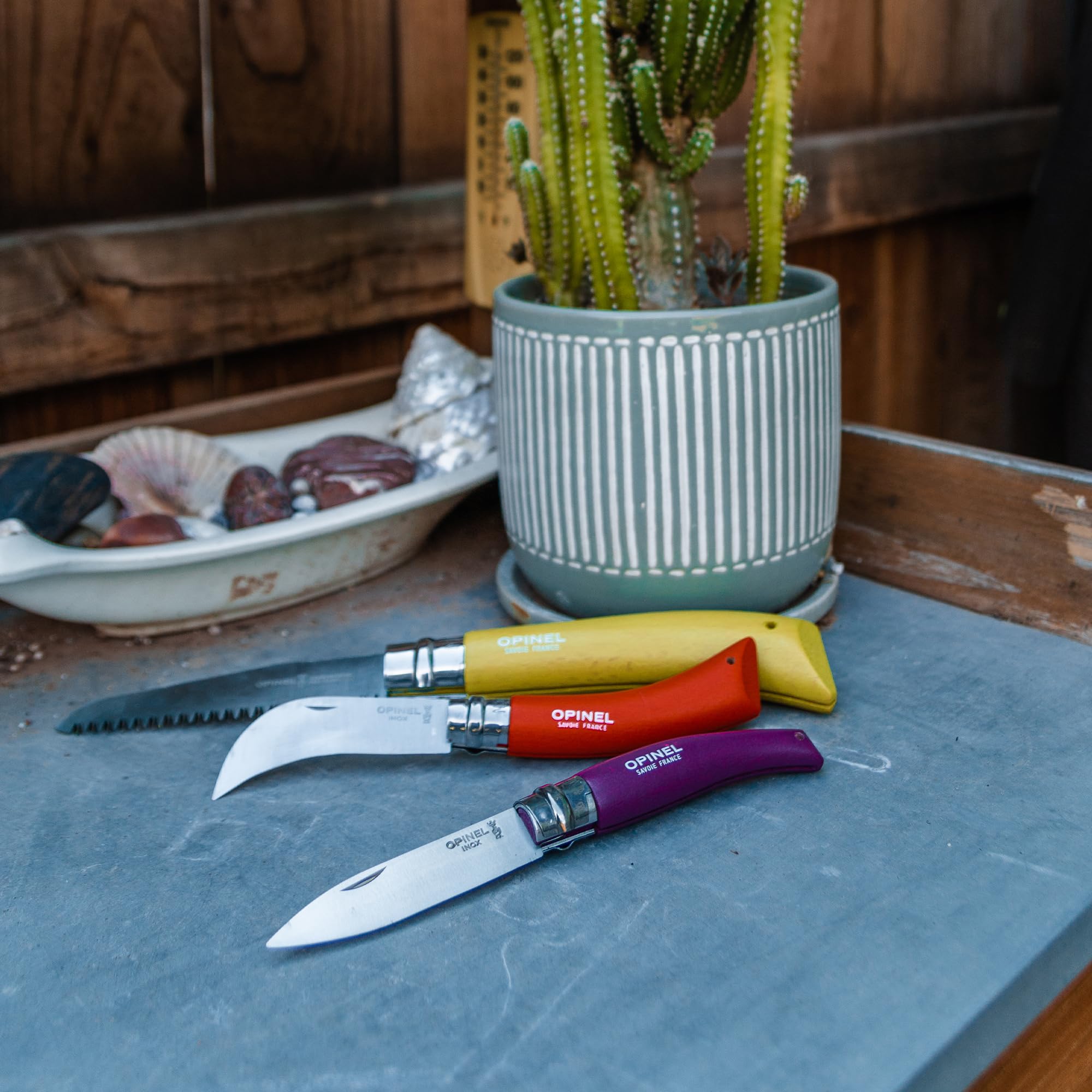 opinel-3-piece-gardening-tool-set-no-12-folding-saw-no-8-pruning-knife-no-8-gard image 6