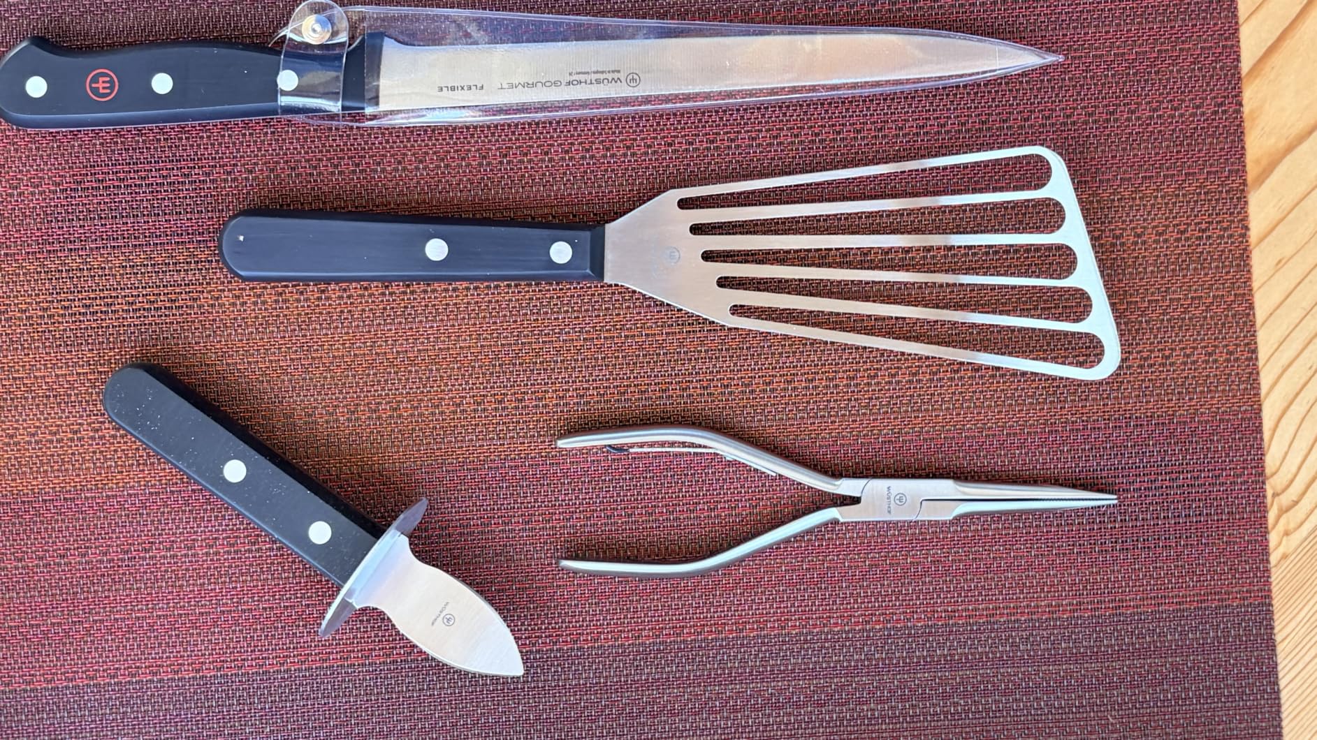 Oyster opener works
