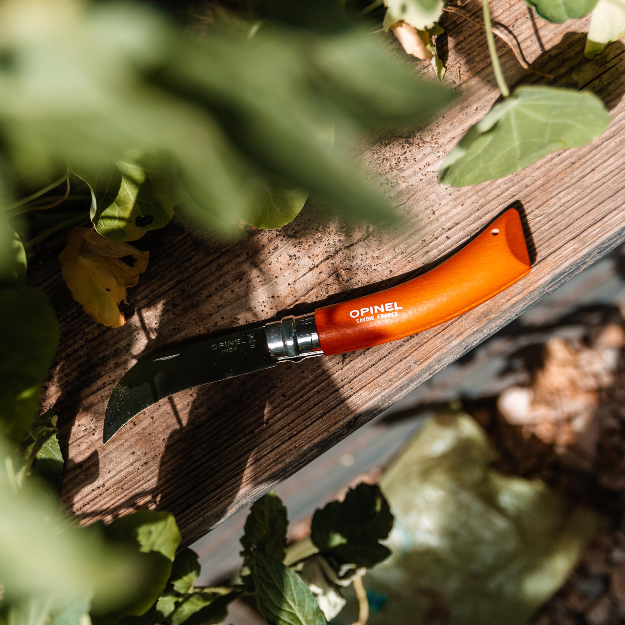 opinel-3-piece-gardening-tool-set-no-12-folding-saw-no-8-pruning-knife-no-8-gard image 7