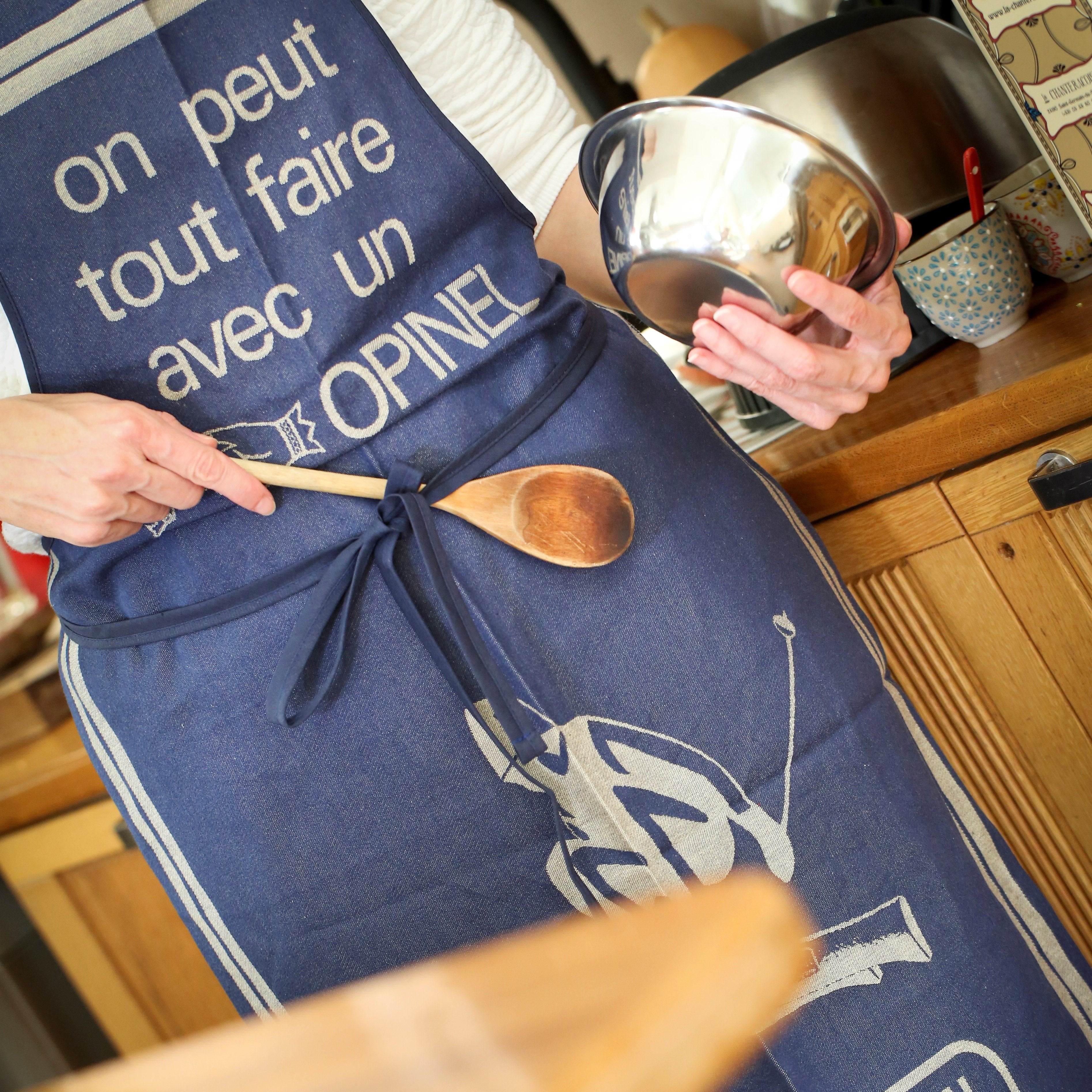 opinel-adult-apron-reversible-100-cotton-one-size-kitchen-apron-with-alps-skiing image 4