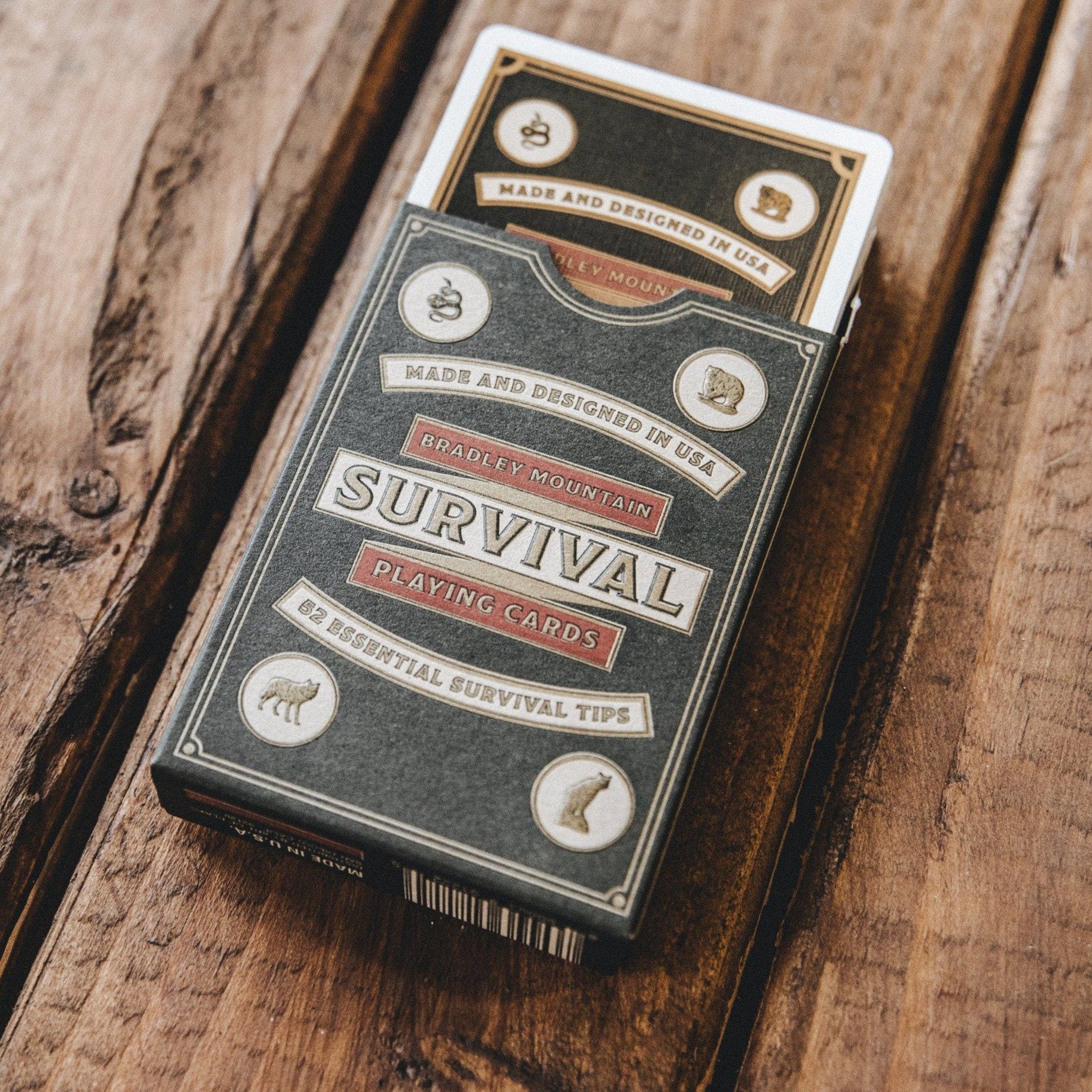 opinel-x-bradley-mountain-survival-playing-cards-outdoor-knowledge-card-deck image 3