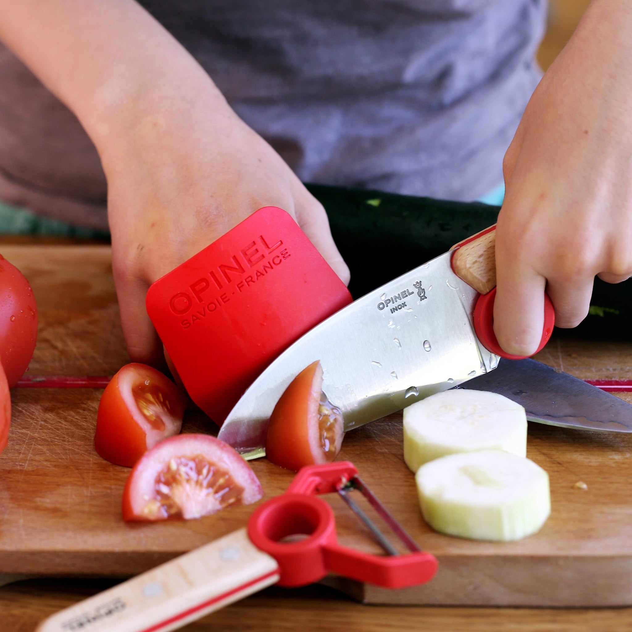 opinel-le-petit-chef-children-s-3-piece-kitchen-knife-set-educational-finger-rin image 4