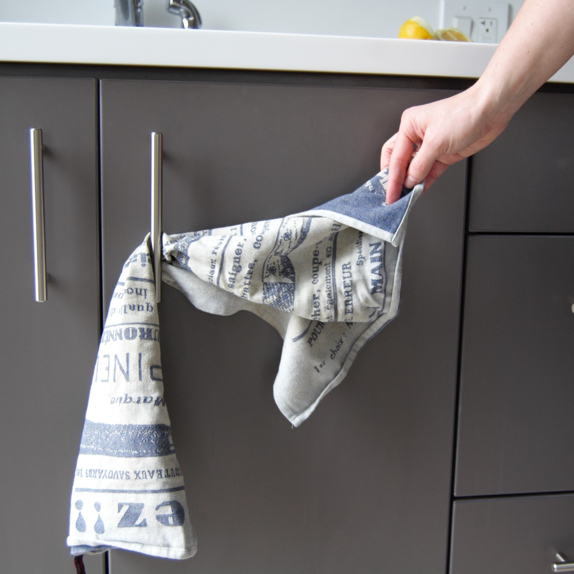 opinel-dish-towel-exigez-100-cotton-reversible-french-made-kitchen-towel image 4