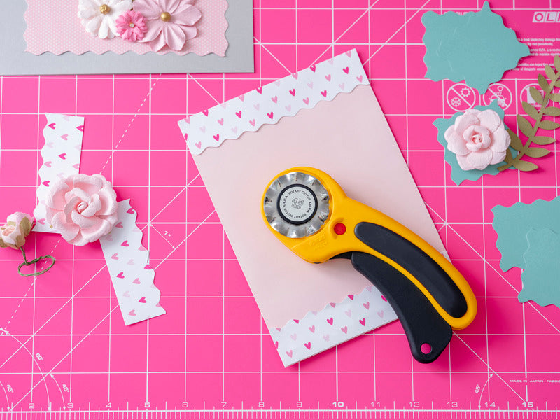 olfa-rm-cg-pik-12-x-18-double-sided-self-healing-rotary-cutting-mat-pink-triple- image 4