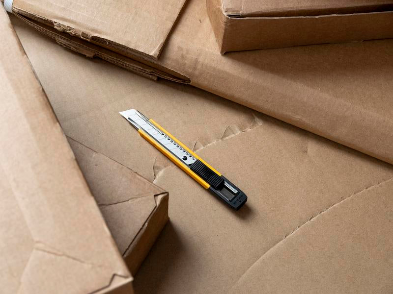 olfa-mt-1-12-5mm-medium-duty-auto-lock-utility-knife image 7
