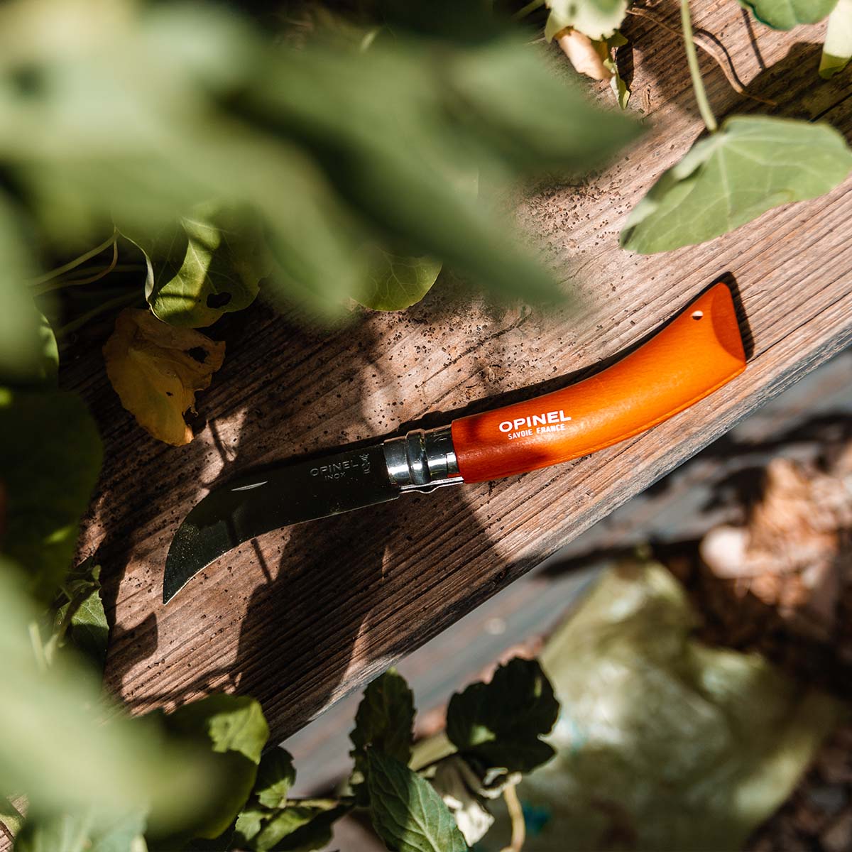 opinel-gardener-premium-set-garden-trio-and-hand-pruners-bundle image 5