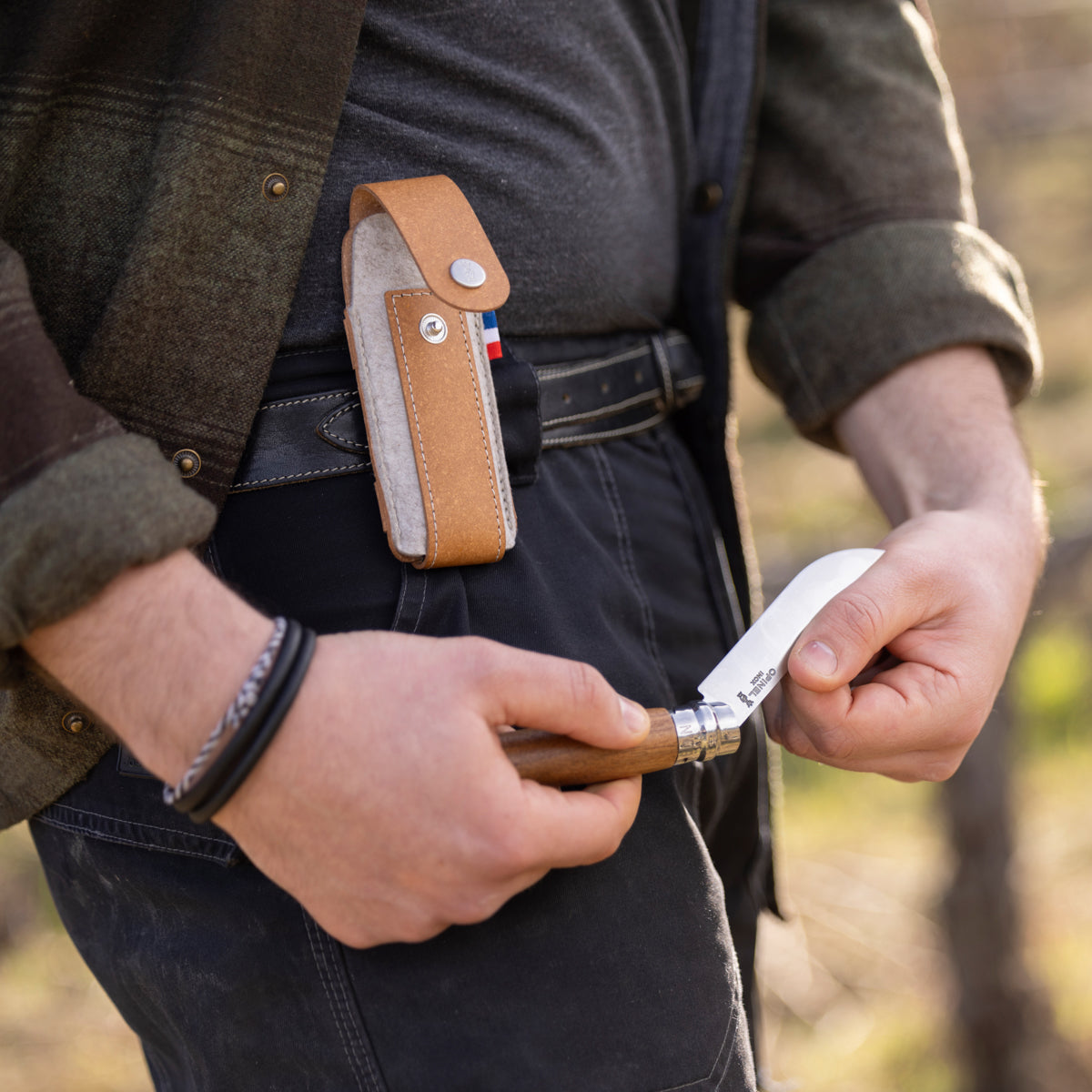 opinel-medium-outdoor-sheath-collection-france-regenerated-leather-knife-sheath image 7