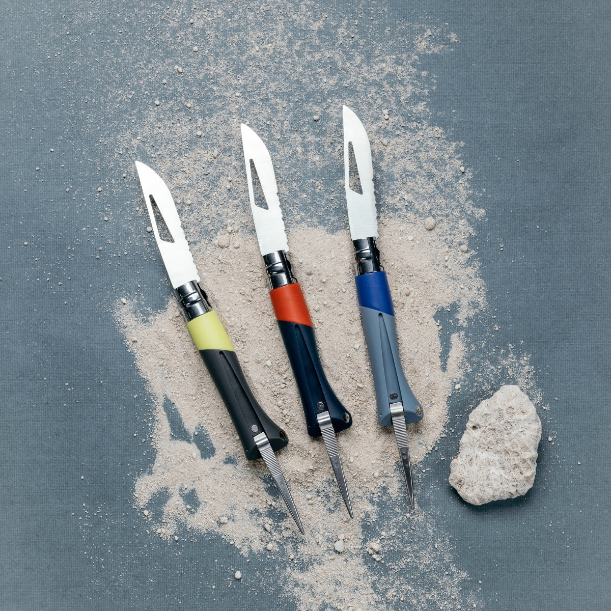 opinel-no-09-ocean-folding-knife-marlinspike-whistle-fiberglass-reinforced-polym image 3