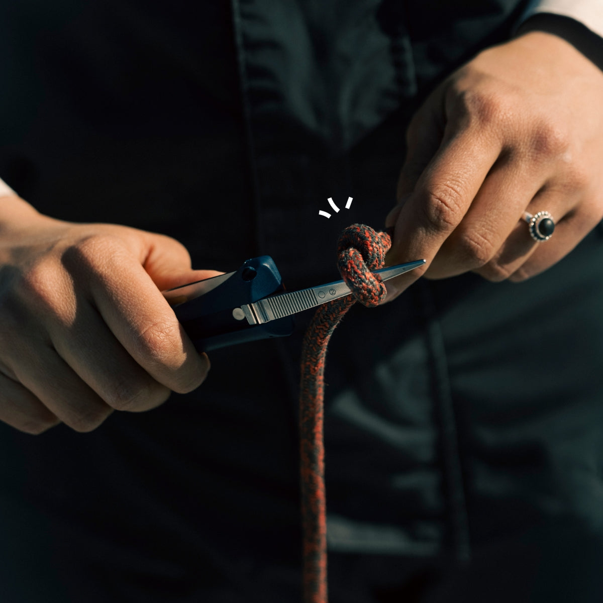 opinel-no-09-ocean-folding-knife-marlinspike-whistle-fiberglass-reinforced-polym image 6