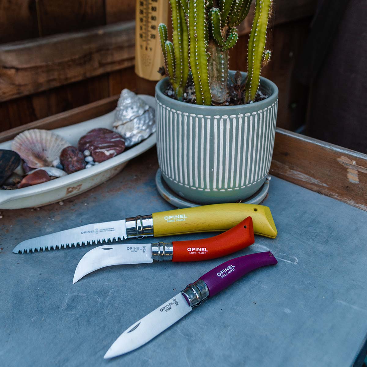 opinel-stainless-carbon-steel-garden-knife-trio-3-colors-no-12-folding-saw-no-08 image 7