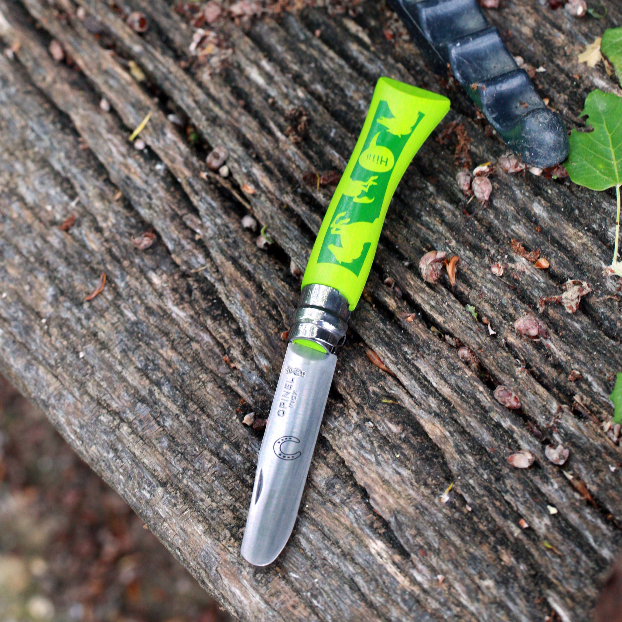 opinel-no-07-my-first-animopinel-folding-knife-round-tip-safety-blade-with-virob image 3