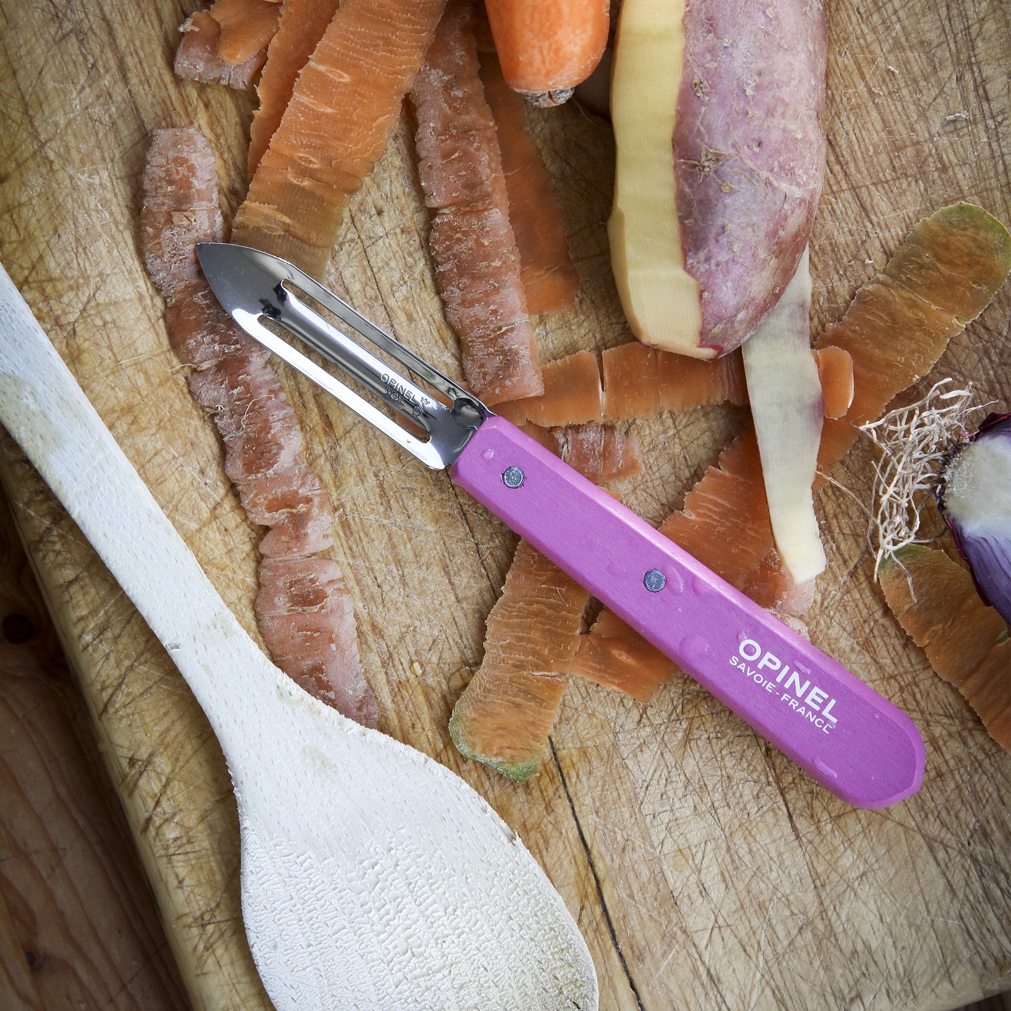 opinel-essential-stationary-peeler-warehouse-find-ambidextrous-vegetable-peeler- image 7