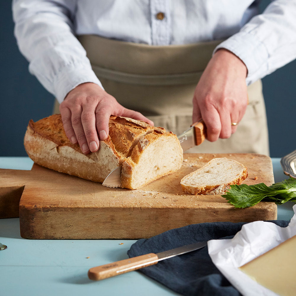opinel-parall-le-8-wooden-serrated-bread-knife image 2